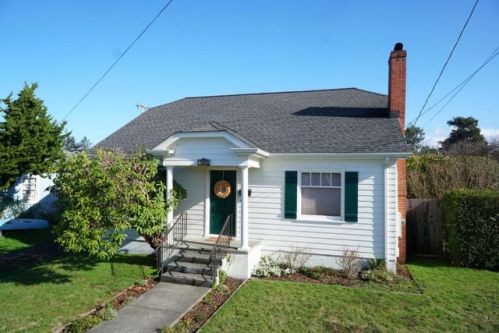 1745 K St, Eureka CA  95501-2663 exterior