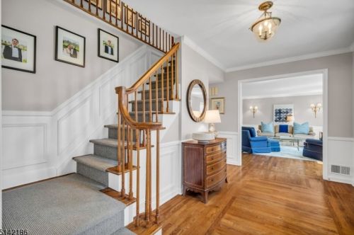 10 Peppermill Rd, Chatham Township, NJ 07928-1312