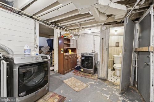 15 54th St, Washington DC 20019-6590 exterior