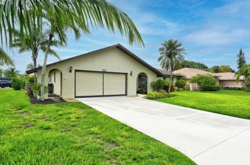 26951 Villanova Ct, Bonita Springs, FL 34135-5036