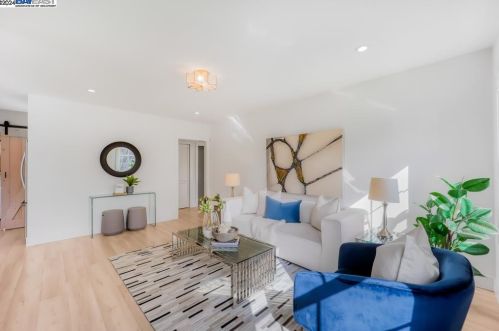 385 Edwards Ave, San Jose, CA 95110-3008