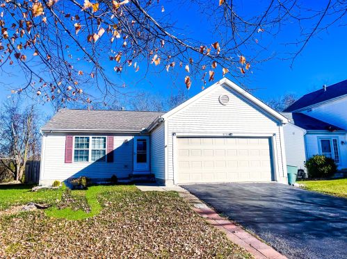 8166 Chapel Stone Rd, Blacklick OH  43004-9229 exterior