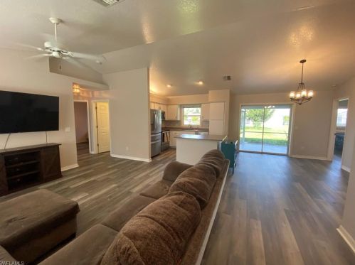 4328 6th Ave, Cape Coral FL  33914-7506 exterior