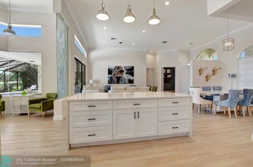 10595 Stonebridge Blvd, Boca Raton FL  33498-2002 exterior