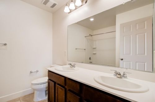 615 Mono St, Manteca CA  95337 exterior