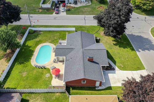 1597 Careful Dr, Green Bay WI  54304-2979 exterior