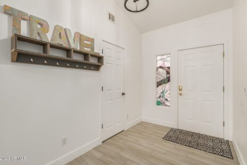 6109 Villa Theresa Dr, Glendale AZ  85308-8094 exterior