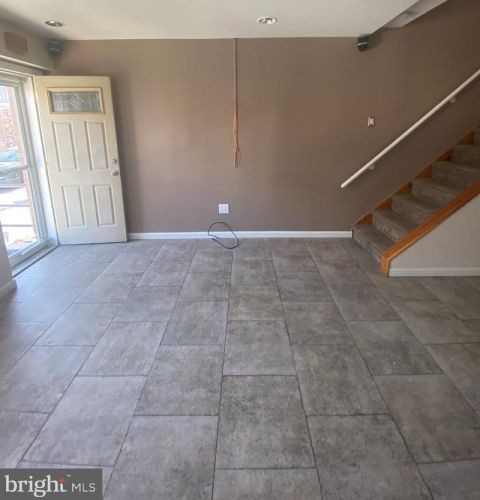 2604 Iseminger St, Philadelphia, PA 19148-4320