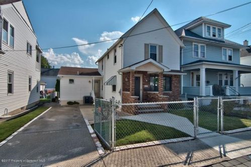 630 Sherwood Ave, Scranton PA  18512-2136 exterior