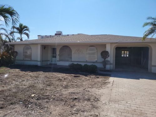 7846 Buccaneer Dr, Fort Myers Beach, FL 33931-5004