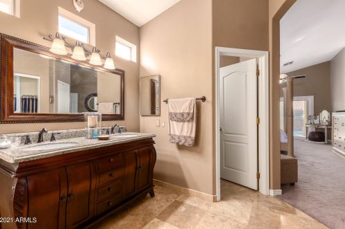 859 Rawhide Ave, Gilbert AZ 85296-2527 exterior