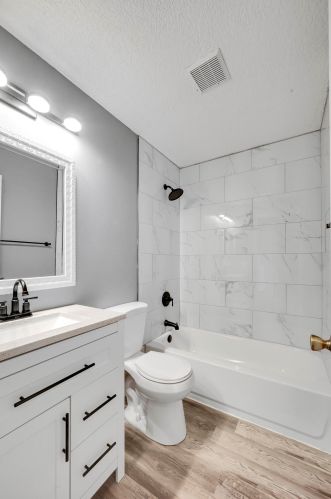 7836 104 Ave, Vero Beach FL 32967-3660 exterior