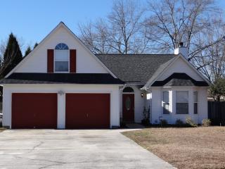 201 Ash Ct, Summerville, SC 29483-1884