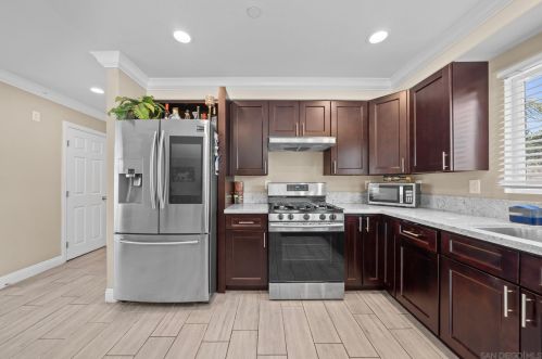 7891 Railroad Ave, Riverside CA  92504-4139 exterior