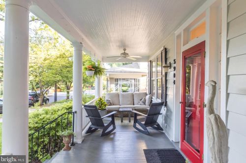 5904 32nd St, Washington, DC 20015-1602