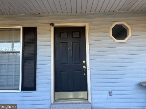 703 Lora Ln, Hockessin DE  19707-1017 exterior