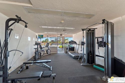 69521 Parkside Dr, Desert Hot Springs CA  92241-8719 exterior