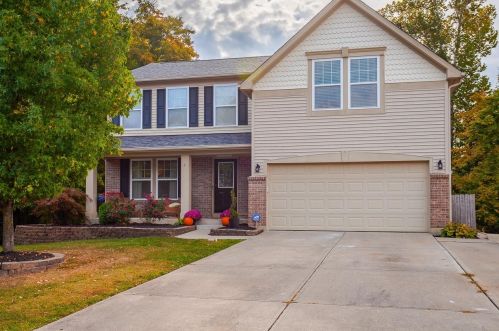 1427 Glenwood Ct, Amelia, OH 45102-2553