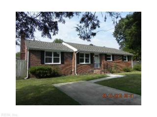 611 Yorkshire Rd, Portsmouth, VA 23701-2126