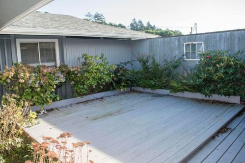 1709 Graham Ct, Waldport, OR 97394-9428