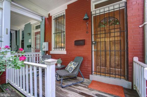 316 14th St, Washington, DC 20003-2351
