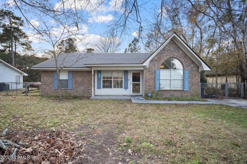57 Burlington Cir, Beaufort, SC 29906-8537
