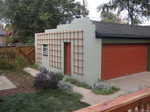 3725 Franklin St, Denver, CO 80205-3326