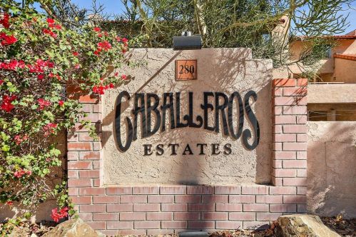 280 Avenida Caballeros, Palm Springs CA  92262-6780 exterior