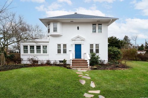 133 Bay Ave, Brightwaters, NY 11718-2018