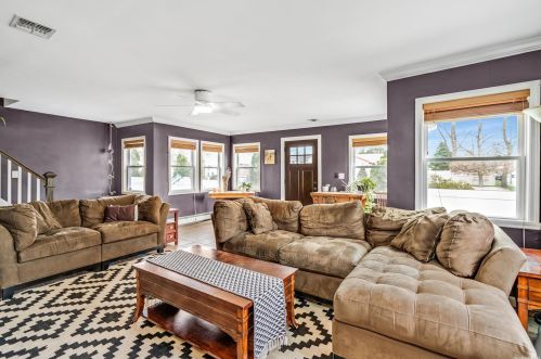 1196 Coates Ave, Holbrook, NY 11741-2422