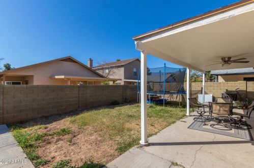 6441 Golden Ln, Glendale AZ  85302-4440 exterior