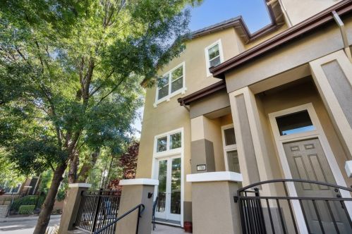 1184 Gliessen Ter, Sunnyvale, CA 94089-4743