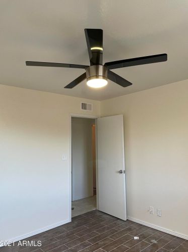 7215 37th Ave, Phoenix AZ  85051-8279 exterior