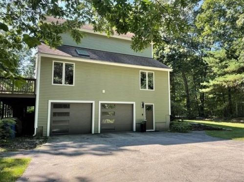 17 Seasons Ln, Londonderry, NH 03053-2963
