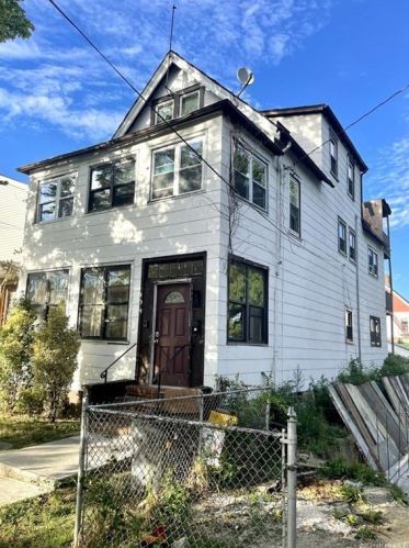 439 7th Ave, Mount Vernon, NY 10550-4421