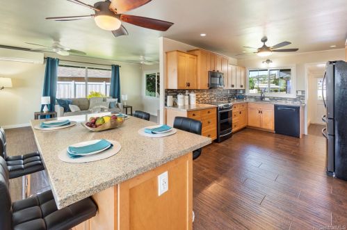 98-1211 Maohu Pl, Aiea, HI 96701-3461