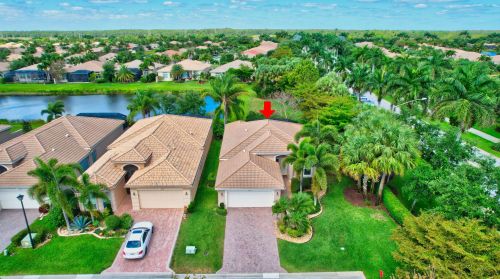 10753 Leaf Bridge Way, Boynton Beach, FL 33473-4922