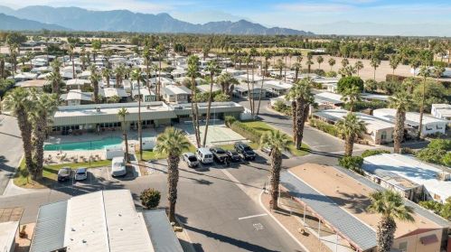 51555 Monroe St, Indio CA  92201-9606 exterior