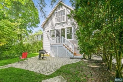 35 Boulevard, Westwood NJ  07675-2042 exterior