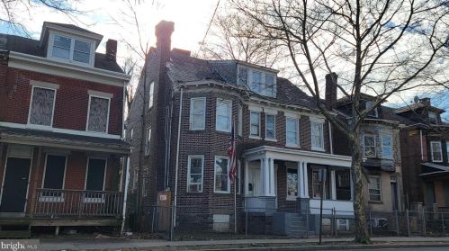 751 Stuyvesant Ave, Trenton, NJ 08618-4125