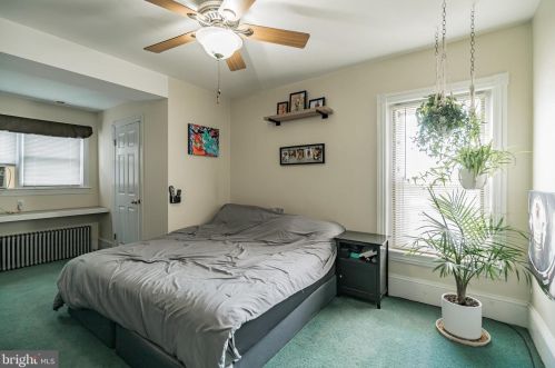 16 5 St, Lansdale PA 19446-2425 exterior