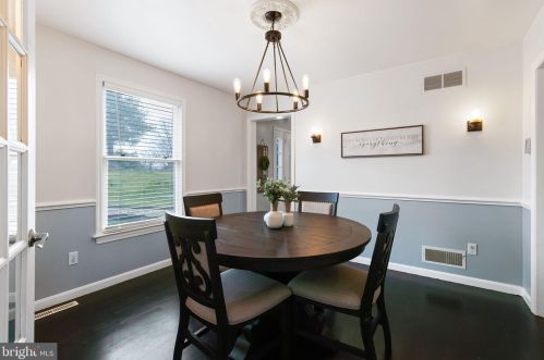 23 Yellowbreeches Rd, Carlisle PA  17015-9174 exterior