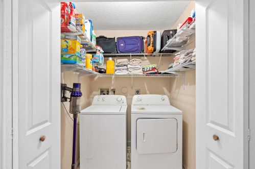 450 1st Ave, Delray Beach FL  33444-3504 exterior