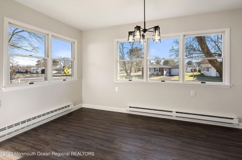 2 Browning Ct, Bricktown NJ  08724-1907 exterior