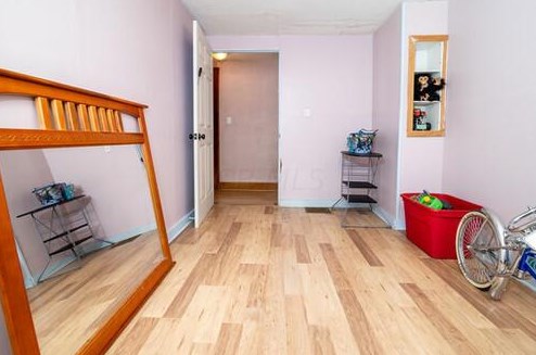 223 Perrin Ave, Springfield OH 45506-2725 exterior