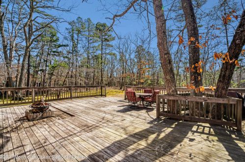 1068 Toms River Rd, Jackson Twp NJ  08527-5240 exterior