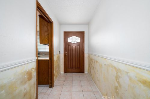 11528 Farndon Ave, Chino, CA 91710-1586