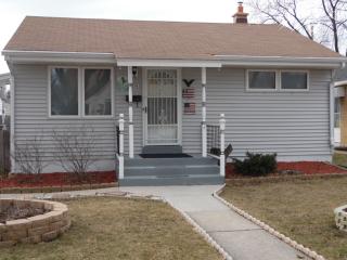 3761 52nd St, Milwaukee WI  53216-2938 exterior