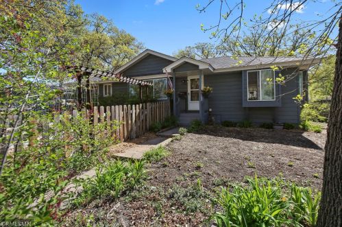 5502 Vera Cruz Ave, Minneapolis, MN 55429-3125