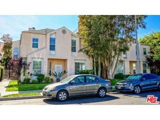 2463 Barry Ave, Los Angeles, CA 90064-2957
